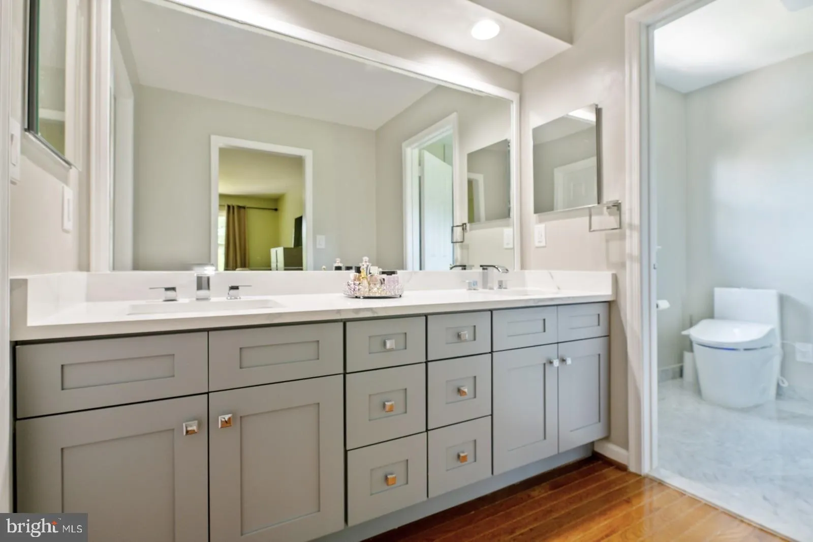 Princeton Junction, New Jersey 08550, United States, 5 Bedrooms Bedrooms, ,3 BathroomsBathrooms,Residential,Active,152688