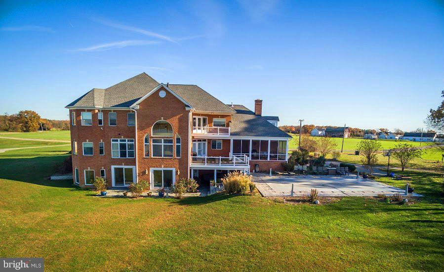 JOHNSON FARM ESTATES - Farm