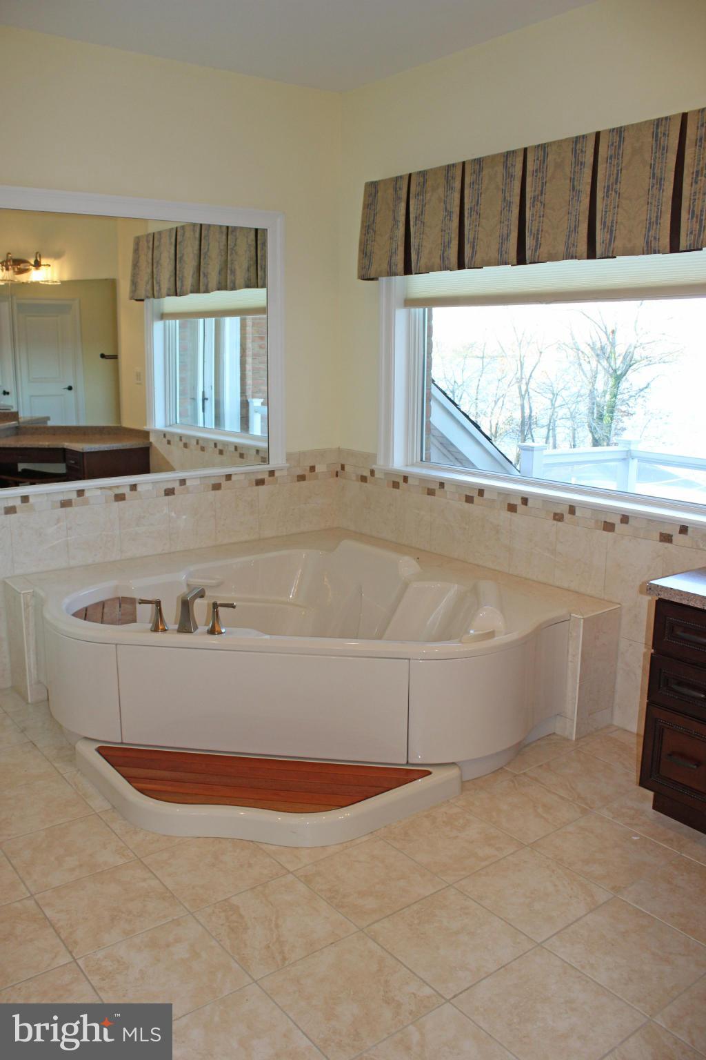 JOHNSON FARM ESTATES - Farm