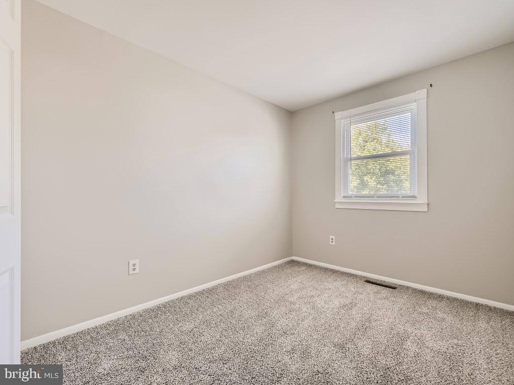 VILLA CAPRI - Residential Lease