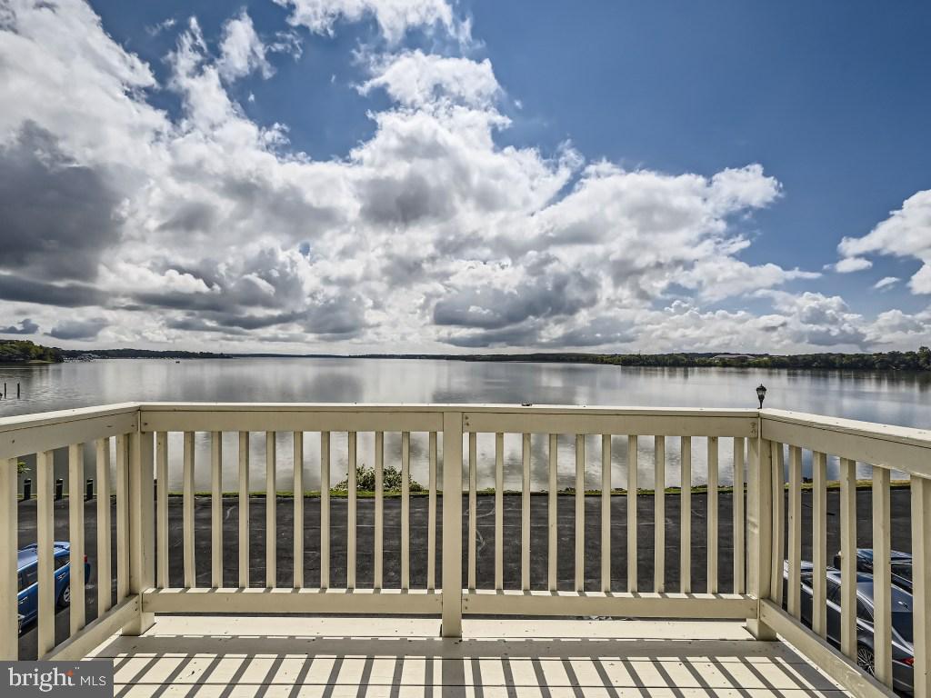 VILLA CAPRI - Residential Lease