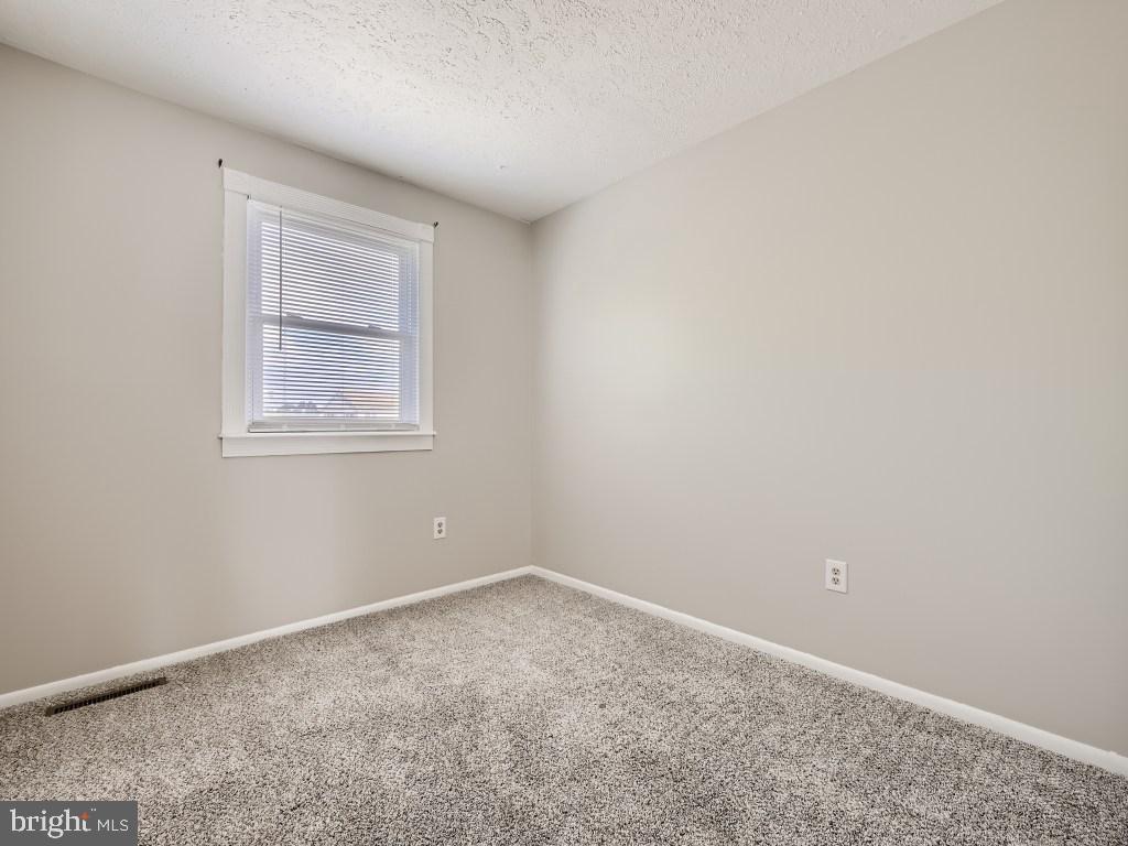 VILLA CAPRI - Residential Lease