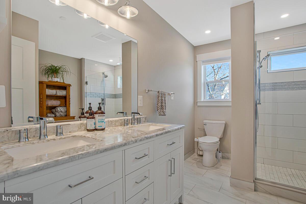 SELBY ON THE BAY - Residential