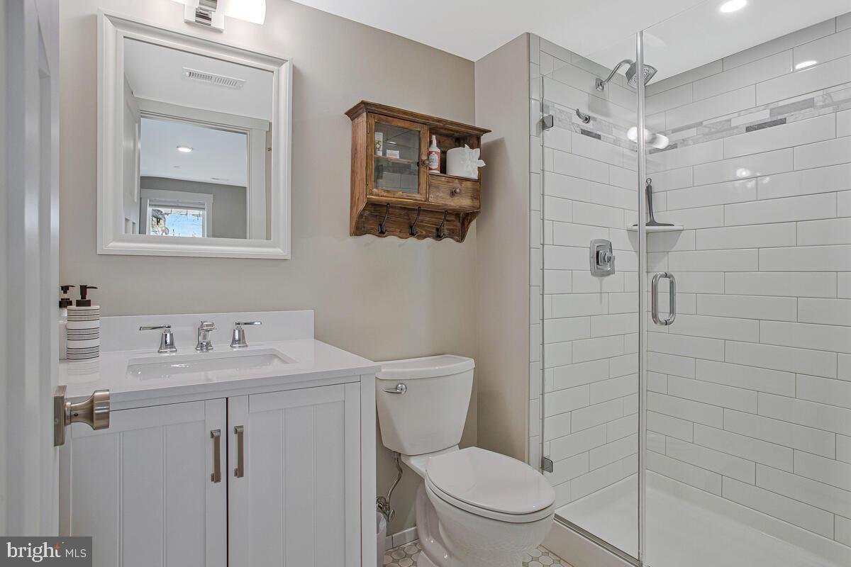 SELBY ON THE BAY - Residential