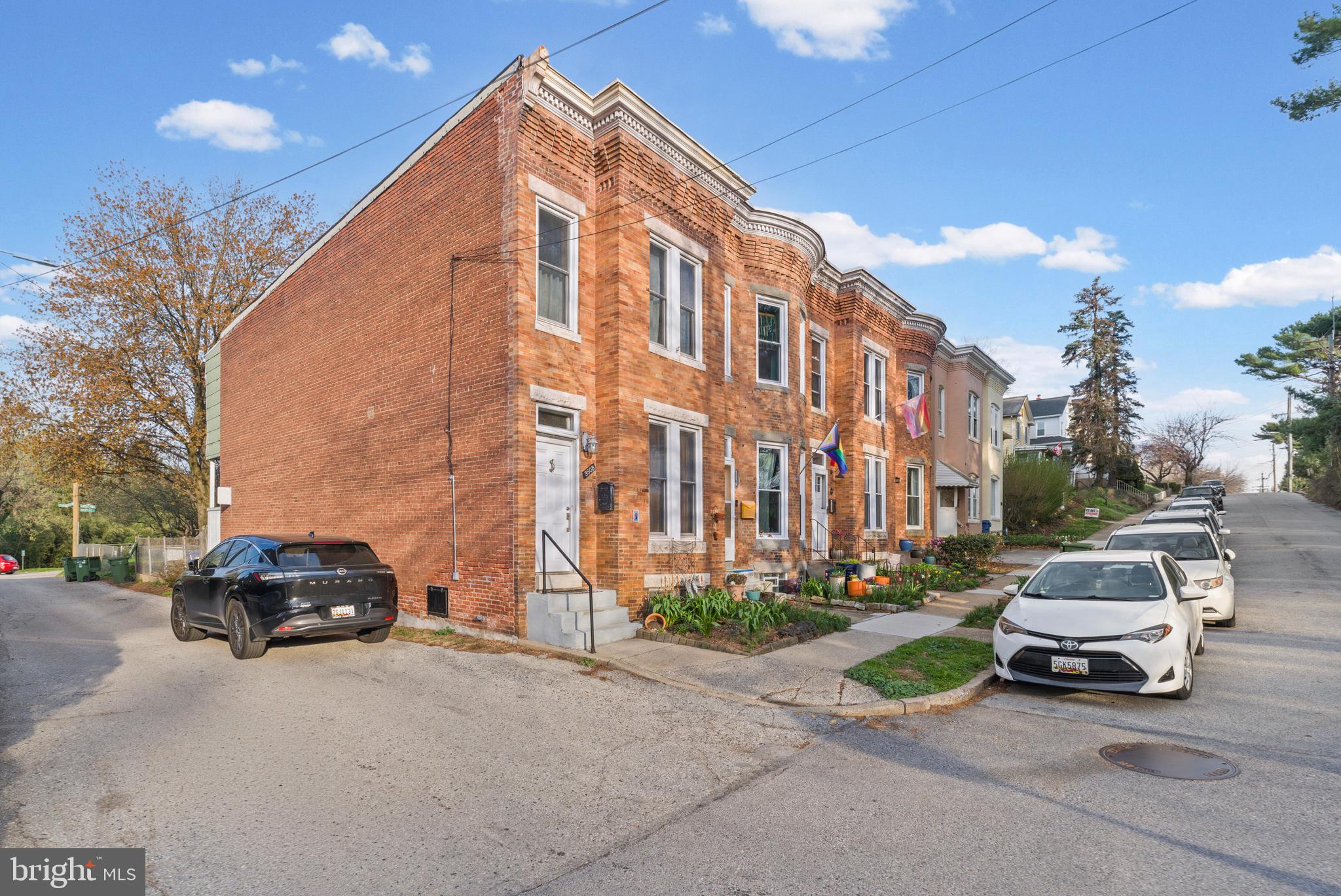 HAMPDEN HISTORIC DISTRICT - Residential