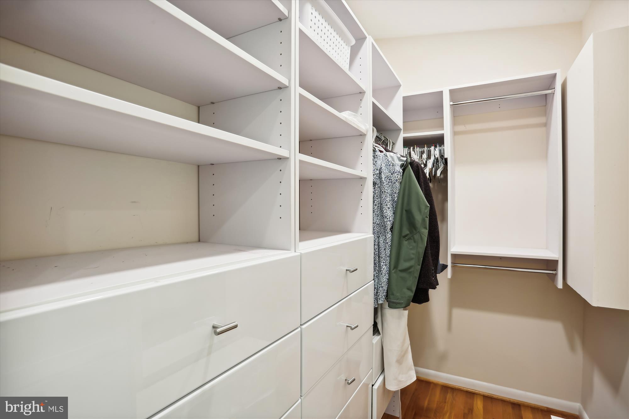 KEMP MILL ESTATES - Residential