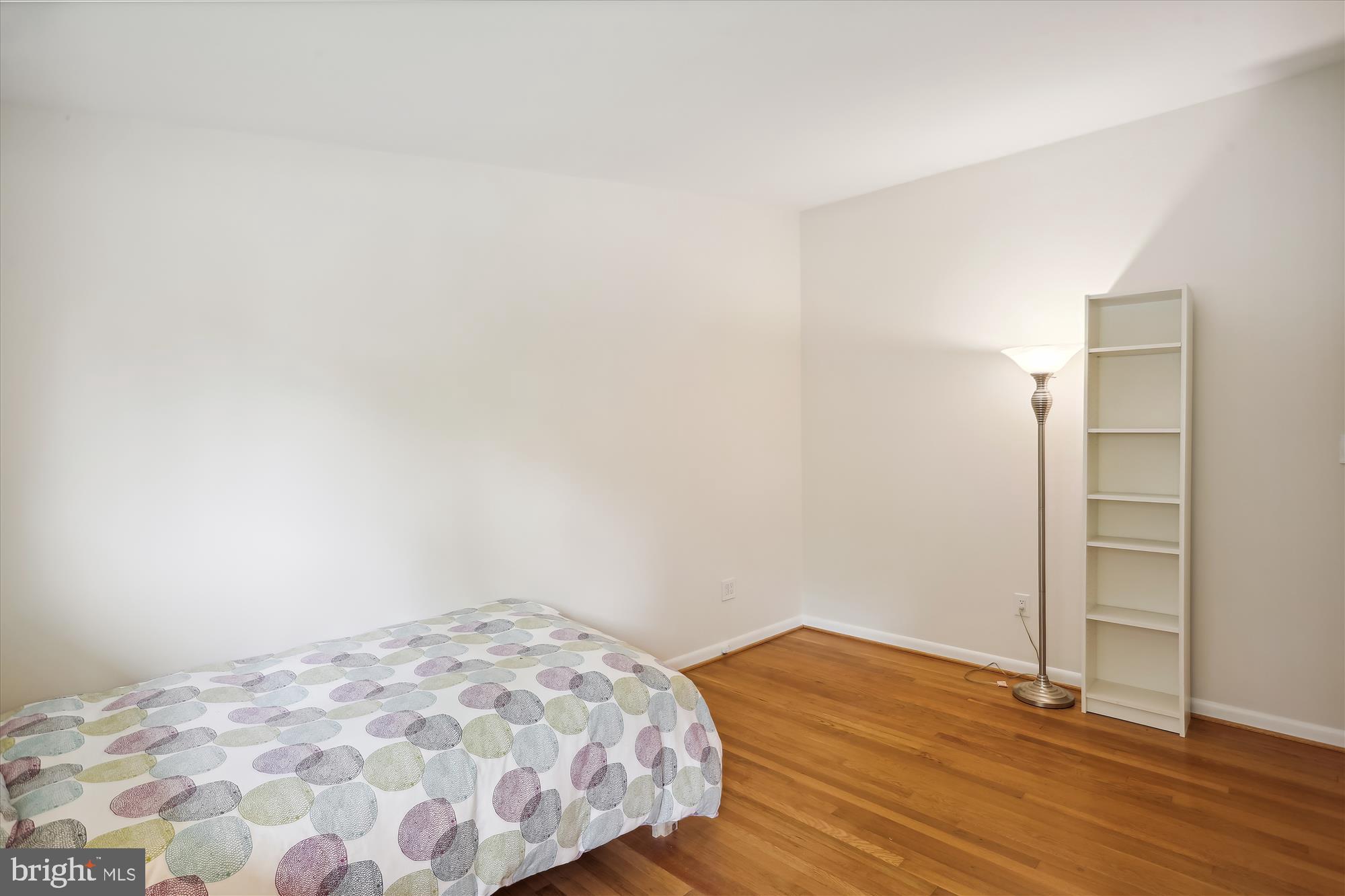 KEMP MILL ESTATES - Residential