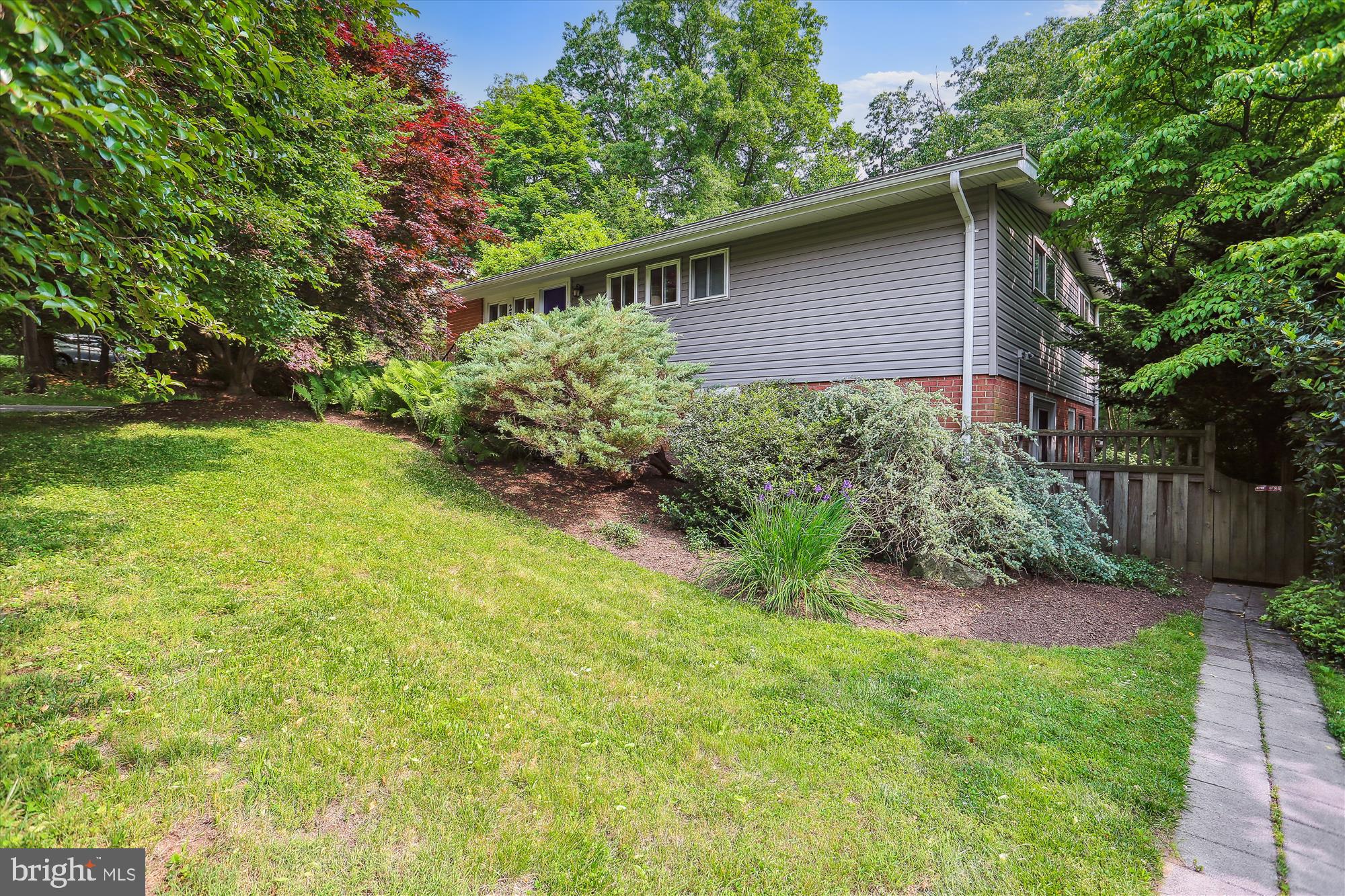 KEMP MILL ESTATES - Residential