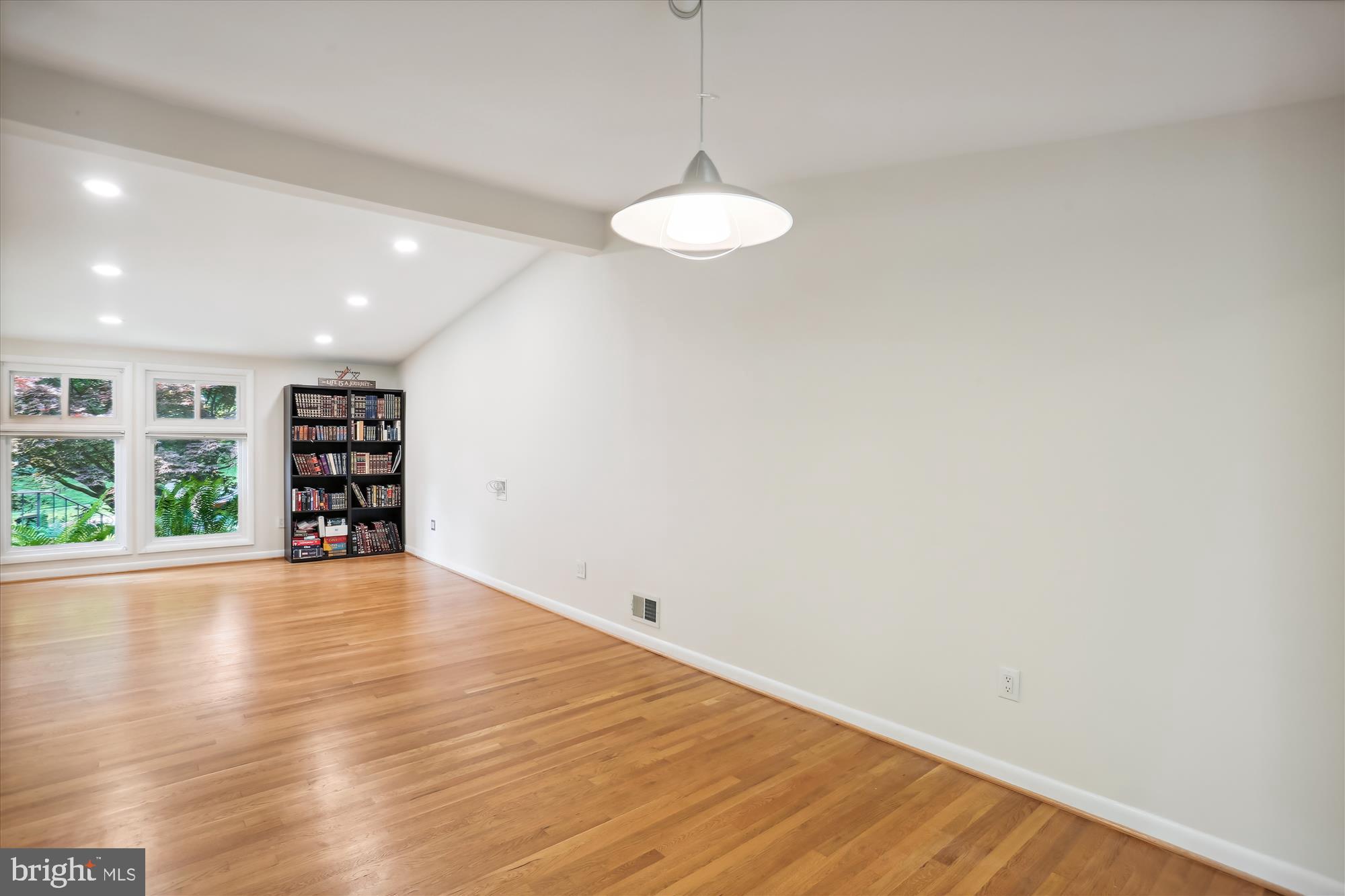 KEMP MILL ESTATES - Residential