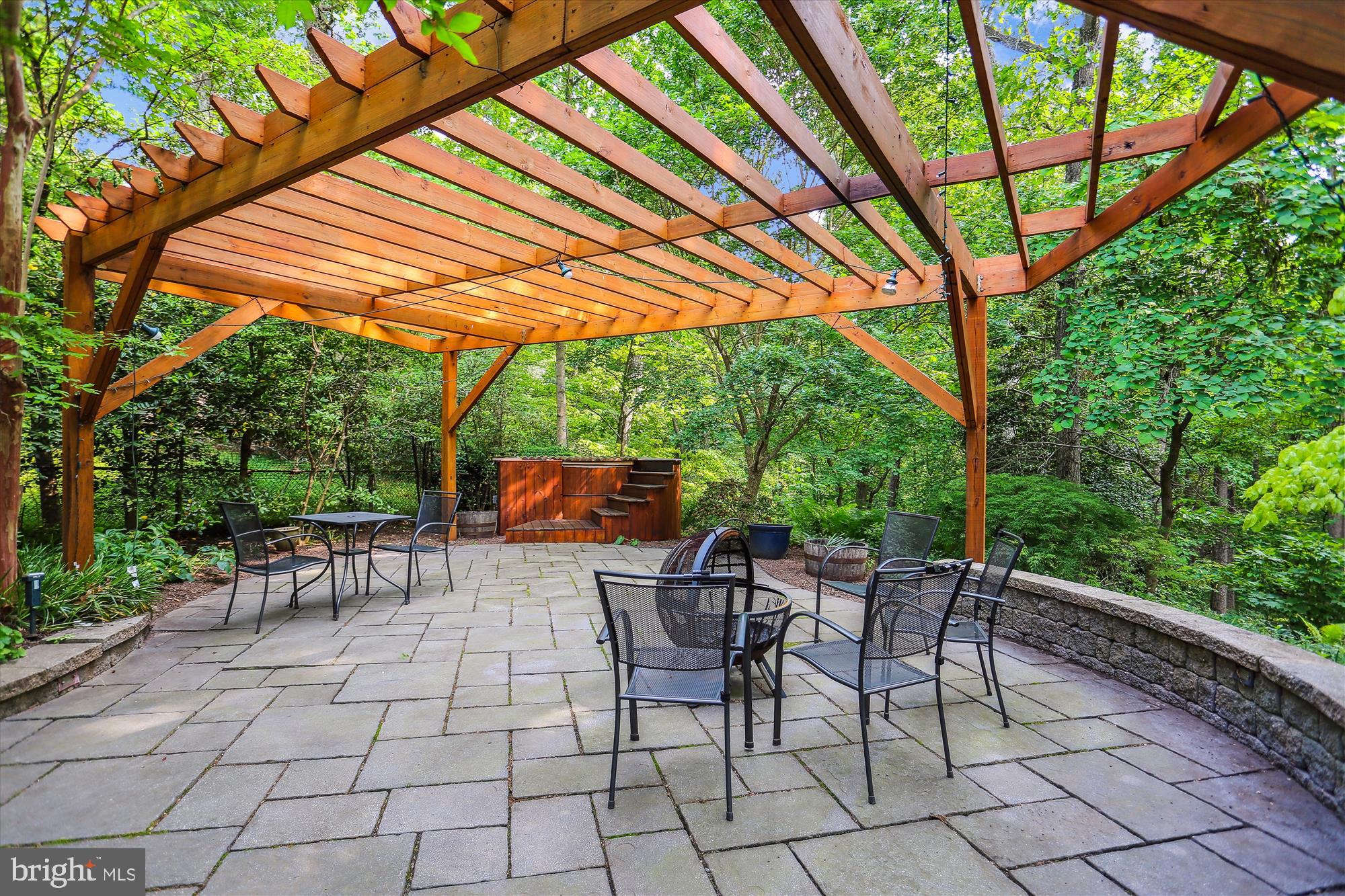 KEMP MILL ESTATES - Residential