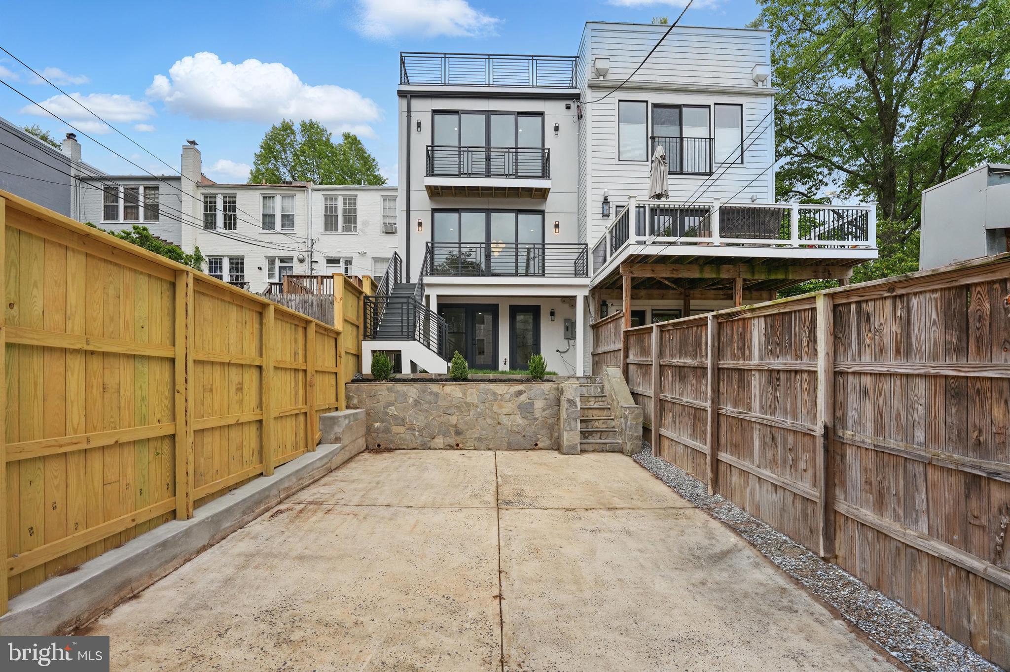 BURLEITH - Residential