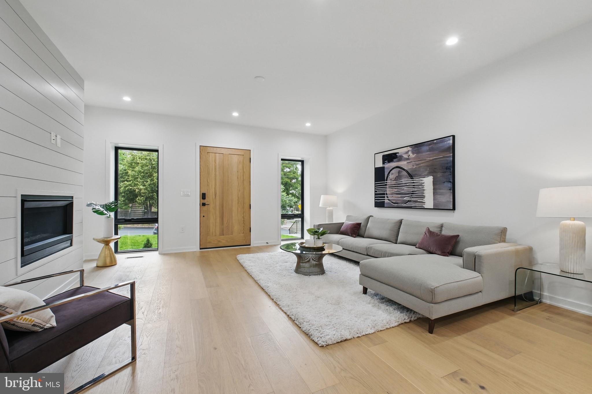 BURLEITH - Residential