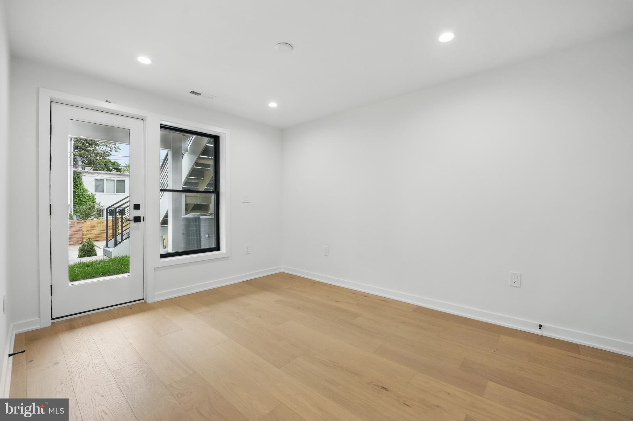 BURLEITH - Residential
