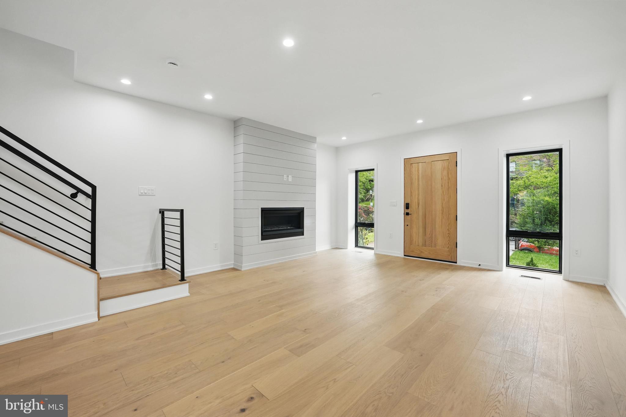 BURLEITH - Residential