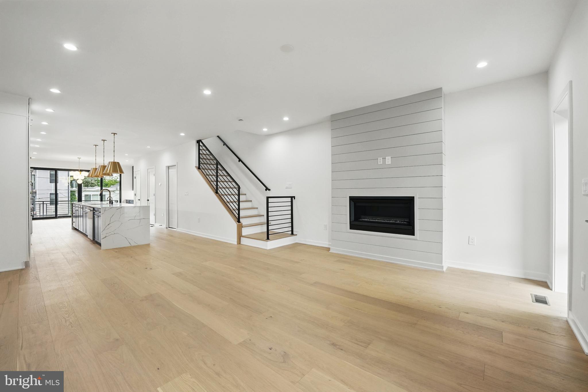 BURLEITH - Residential