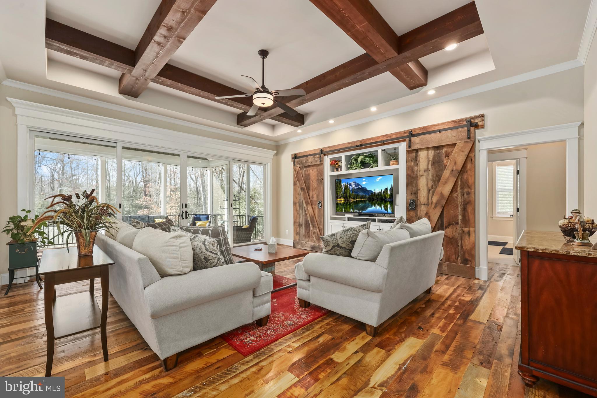 RIVER GLEN - Residential