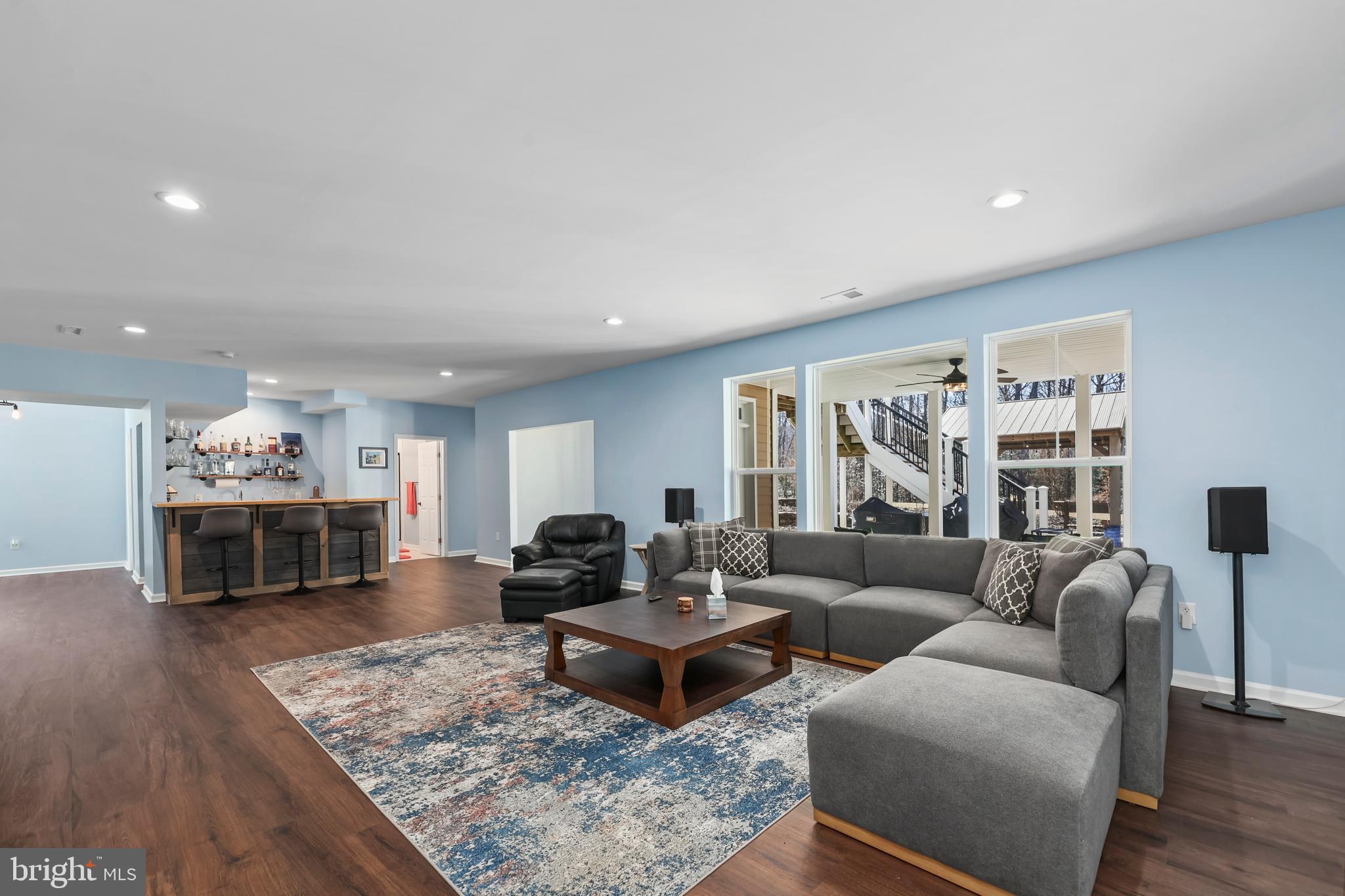 RIVER GLEN - Residential