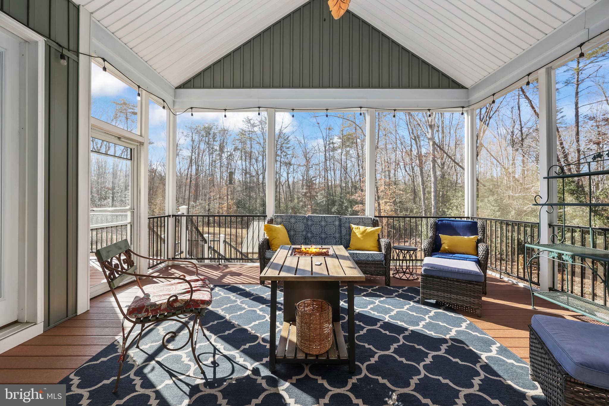 RIVER GLEN - Residential