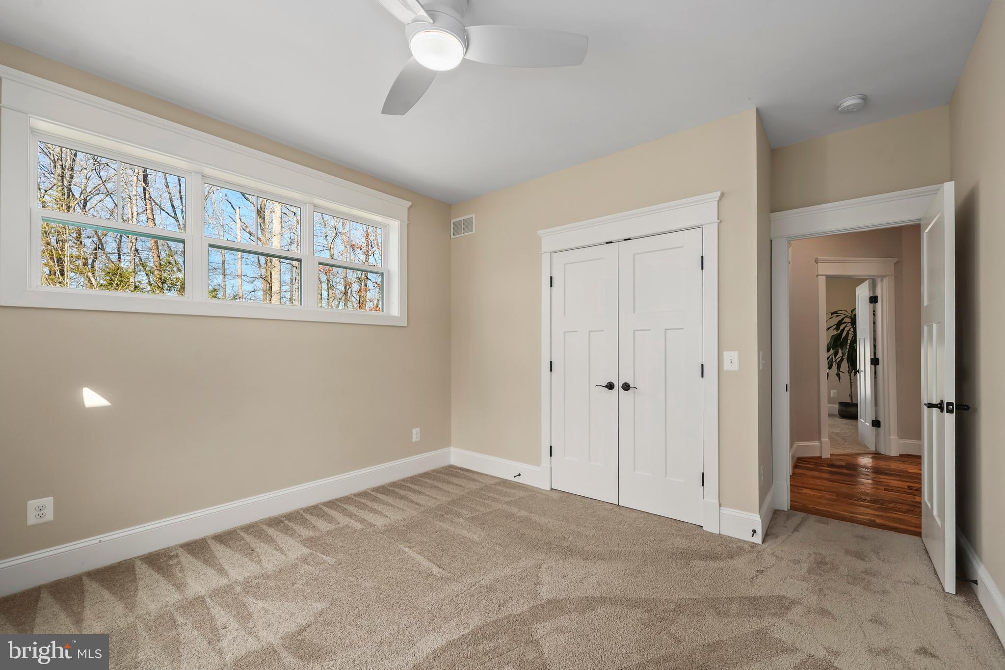 RIVER GLEN - Residential