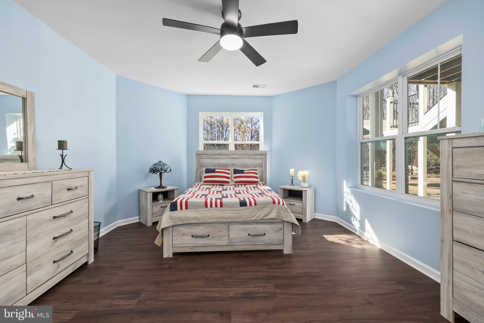 RIVER GLEN - Residential