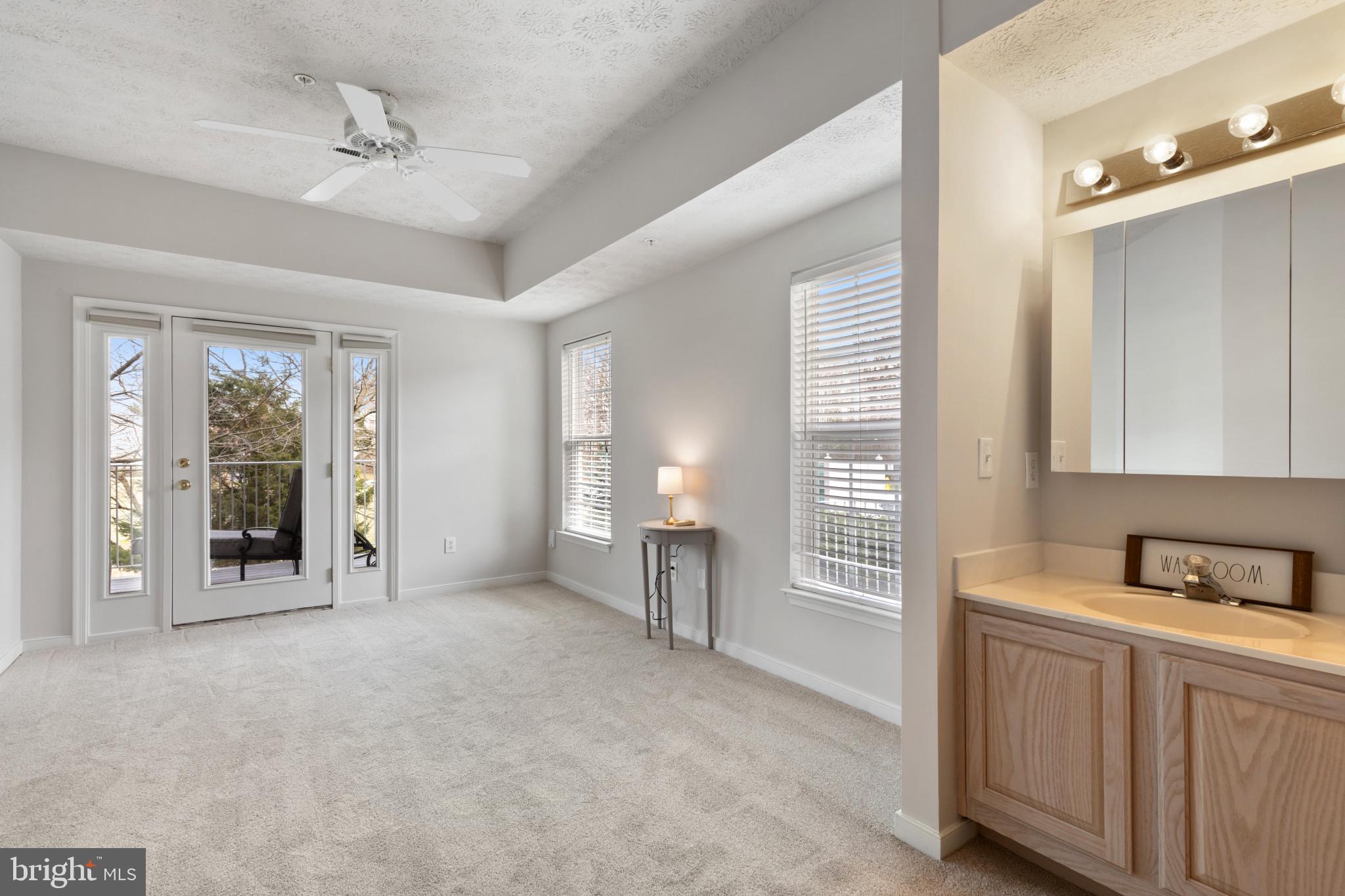 RIVERGATE - Residential