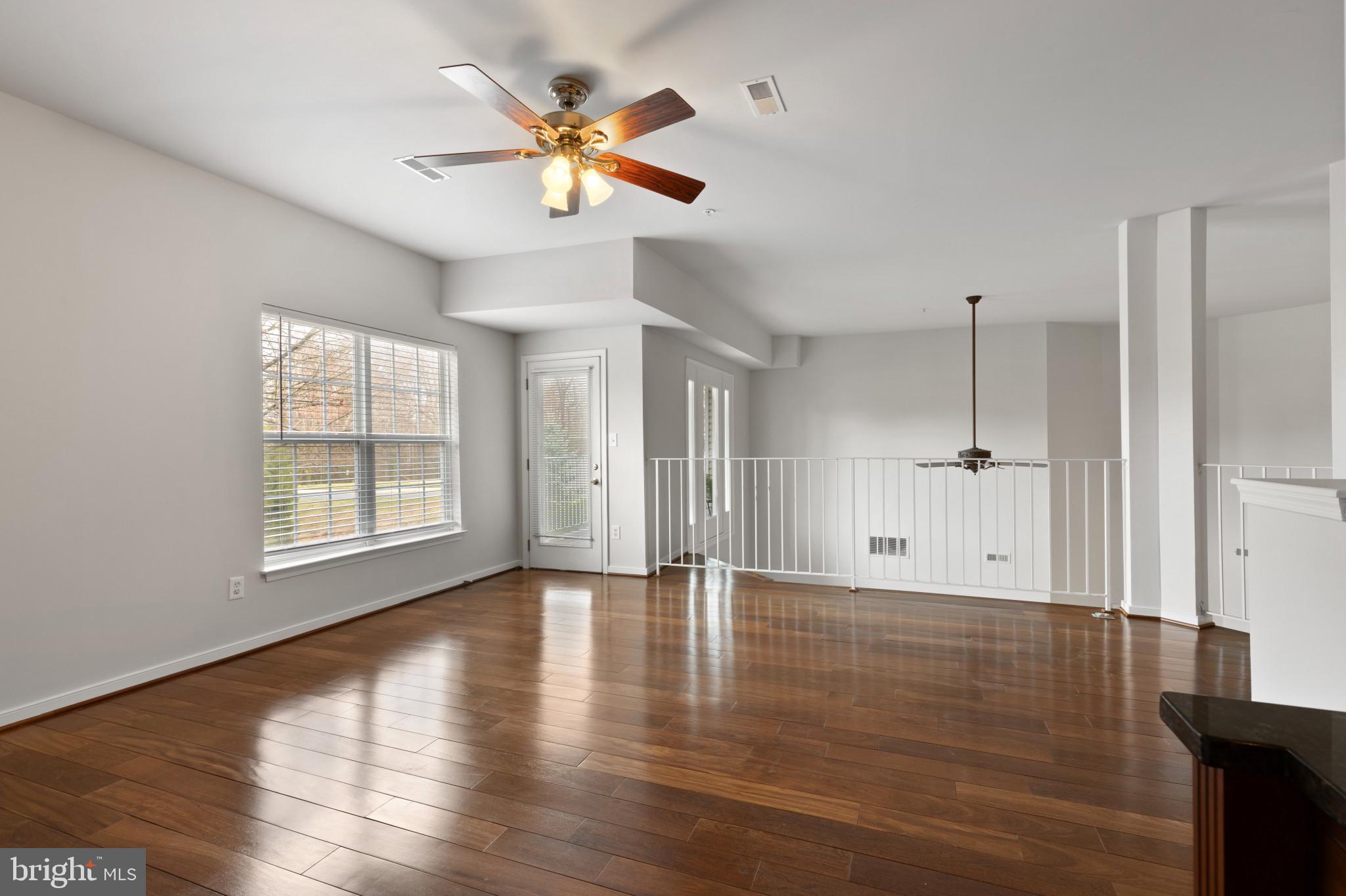 RIVERGATE - Residential