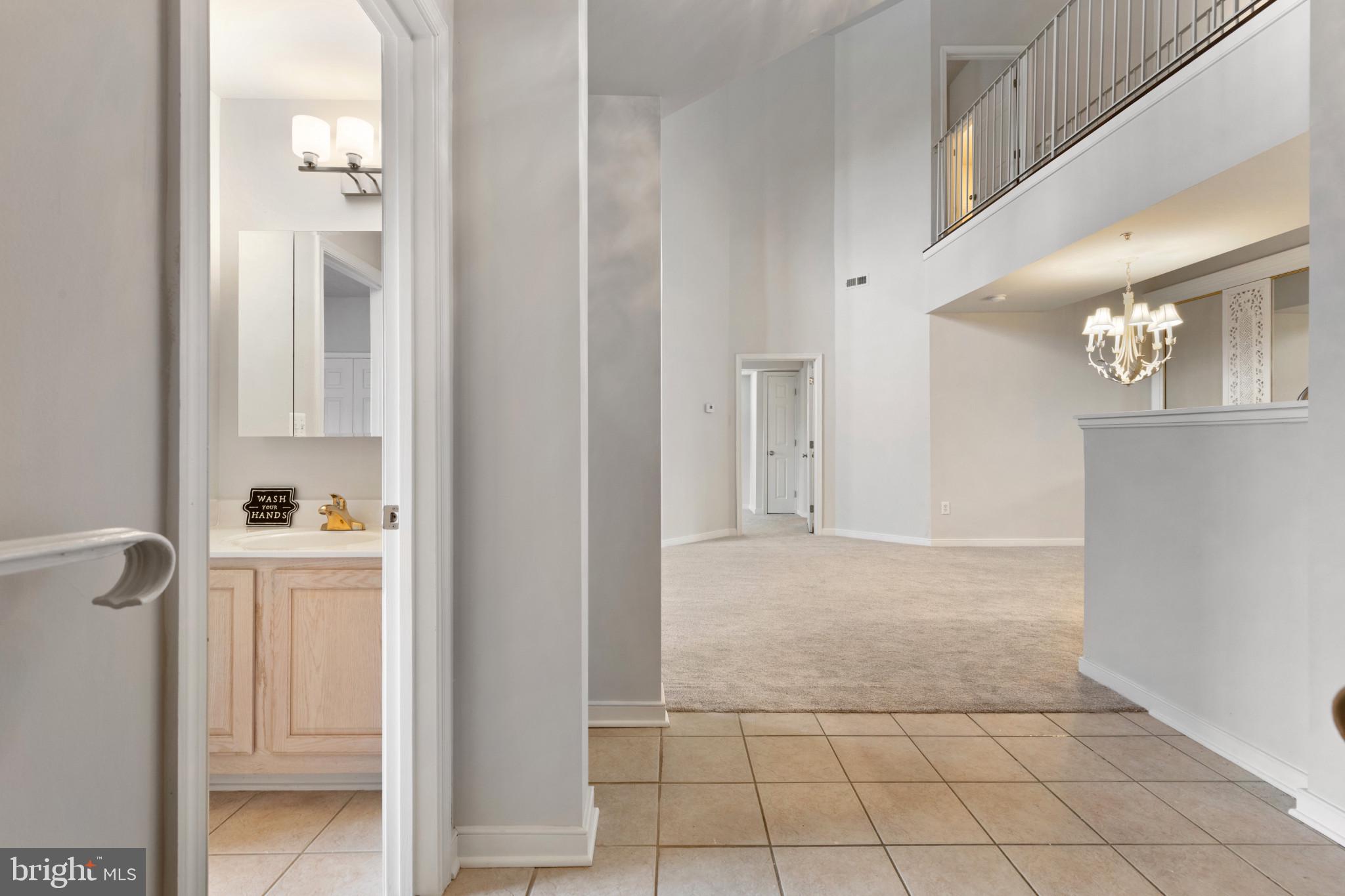 RIVERGATE - Residential