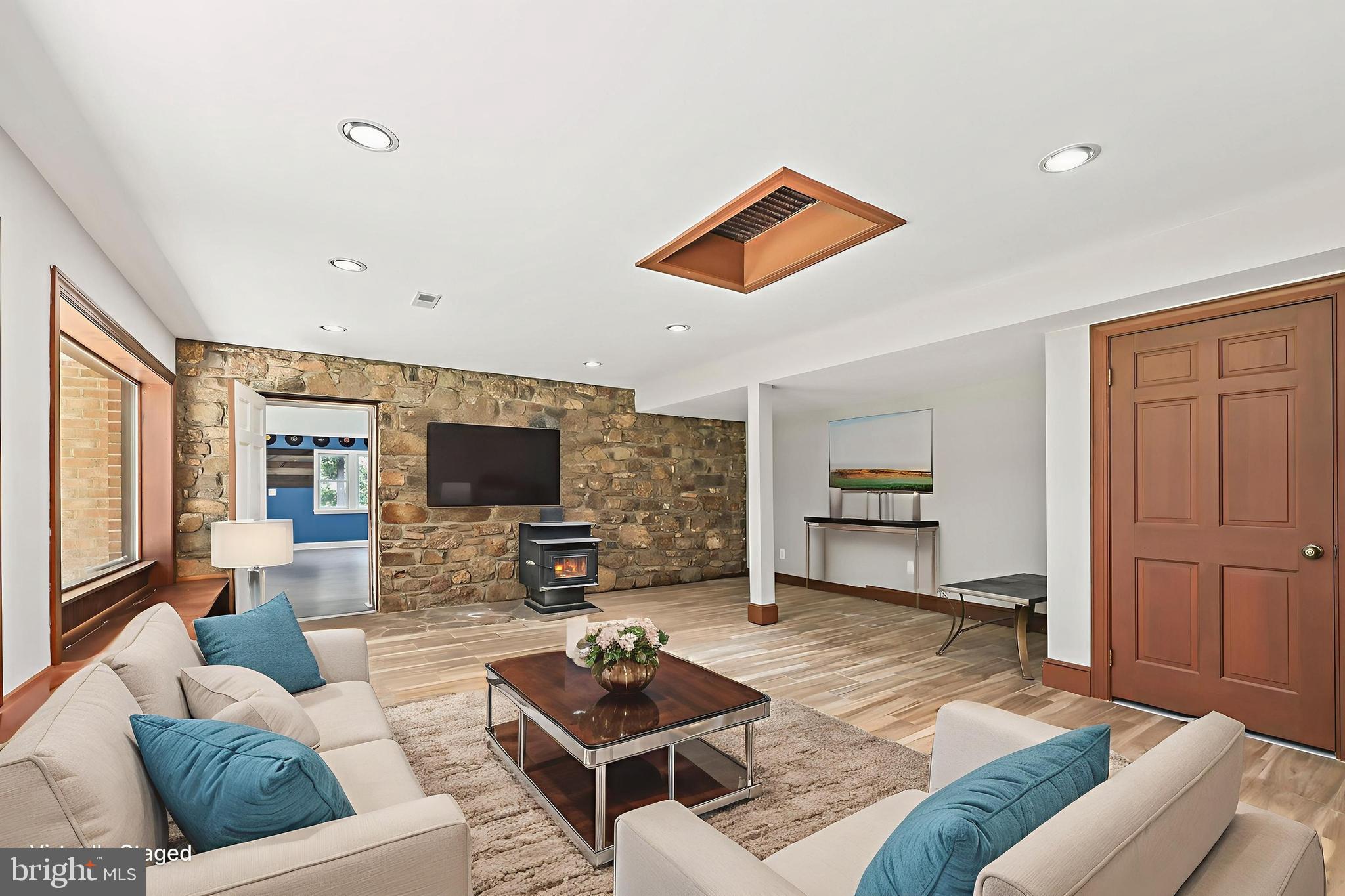 PINEY MOUNTAIN - Residential