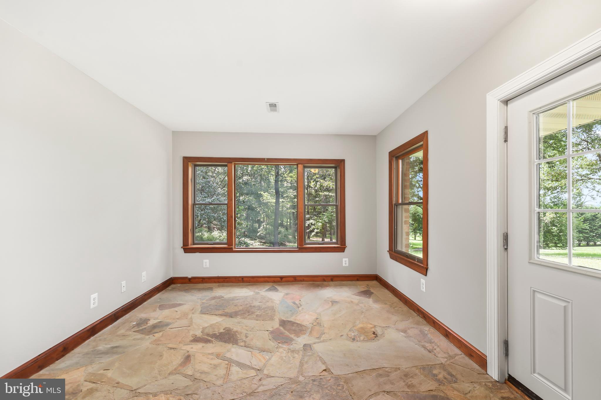 PINEY MOUNTAIN - Residential