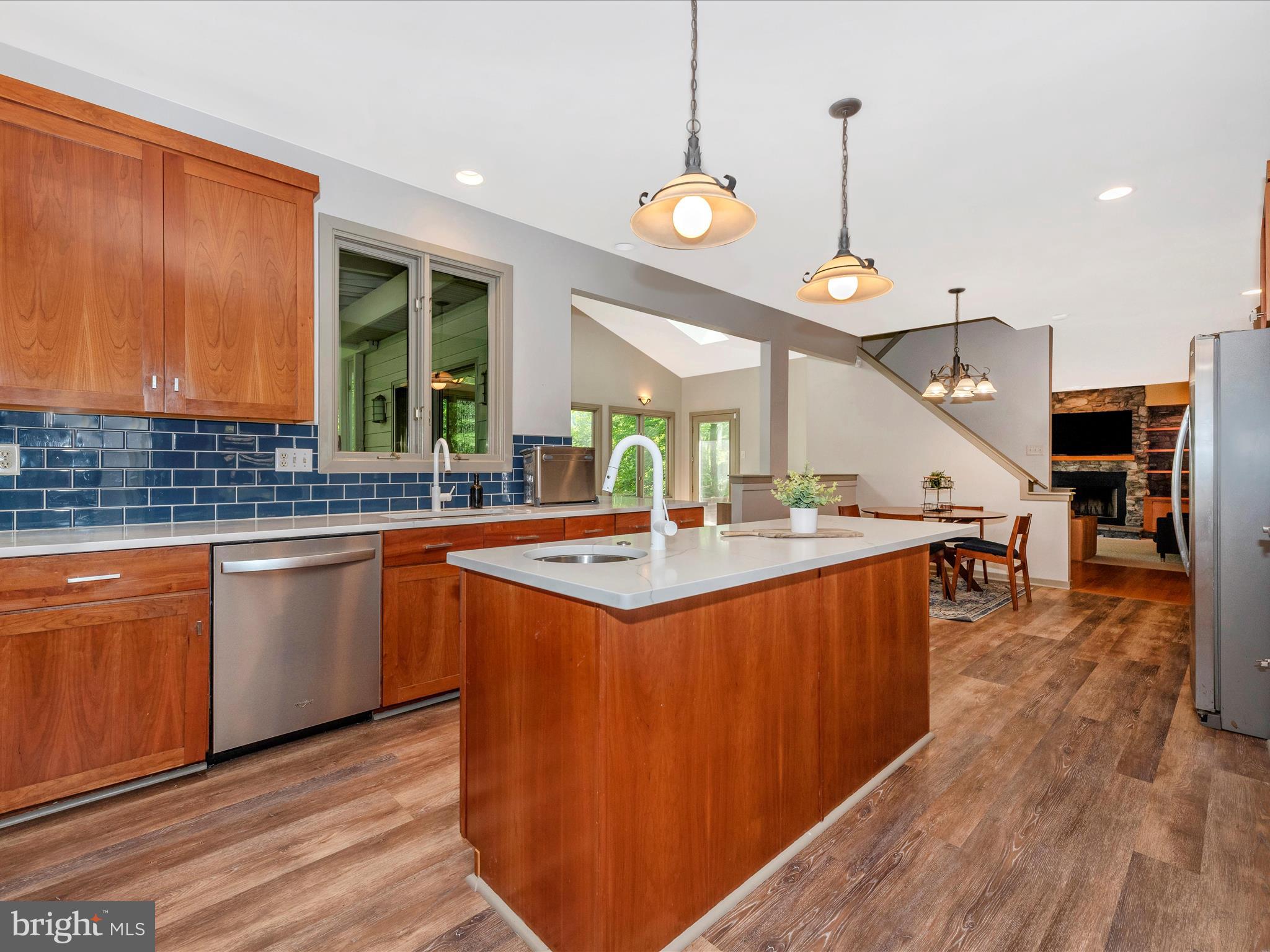 WOODRIDGE AT LAKE LINGANORE - Residential