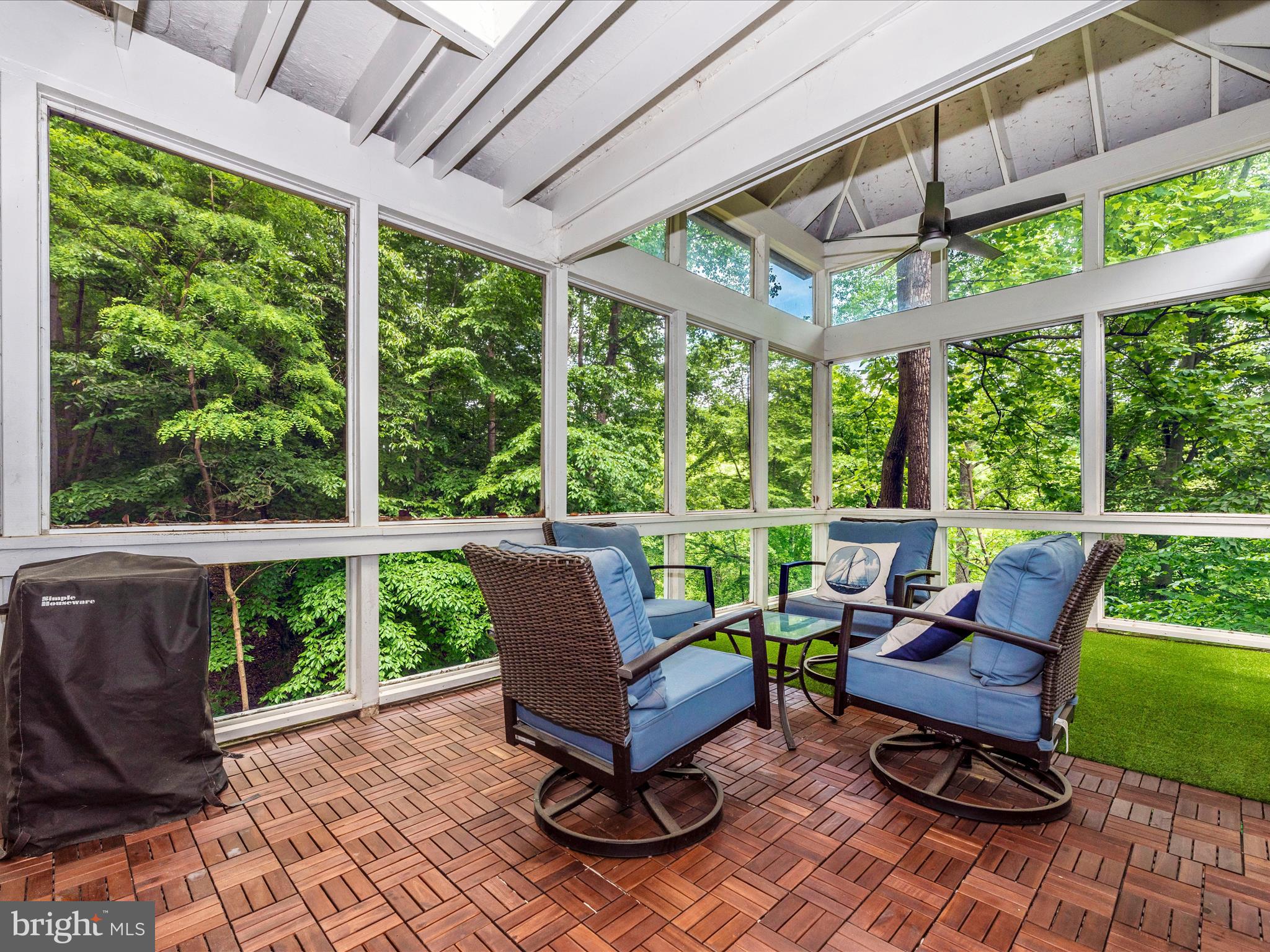 WOODRIDGE AT LAKE LINGANORE - Residential