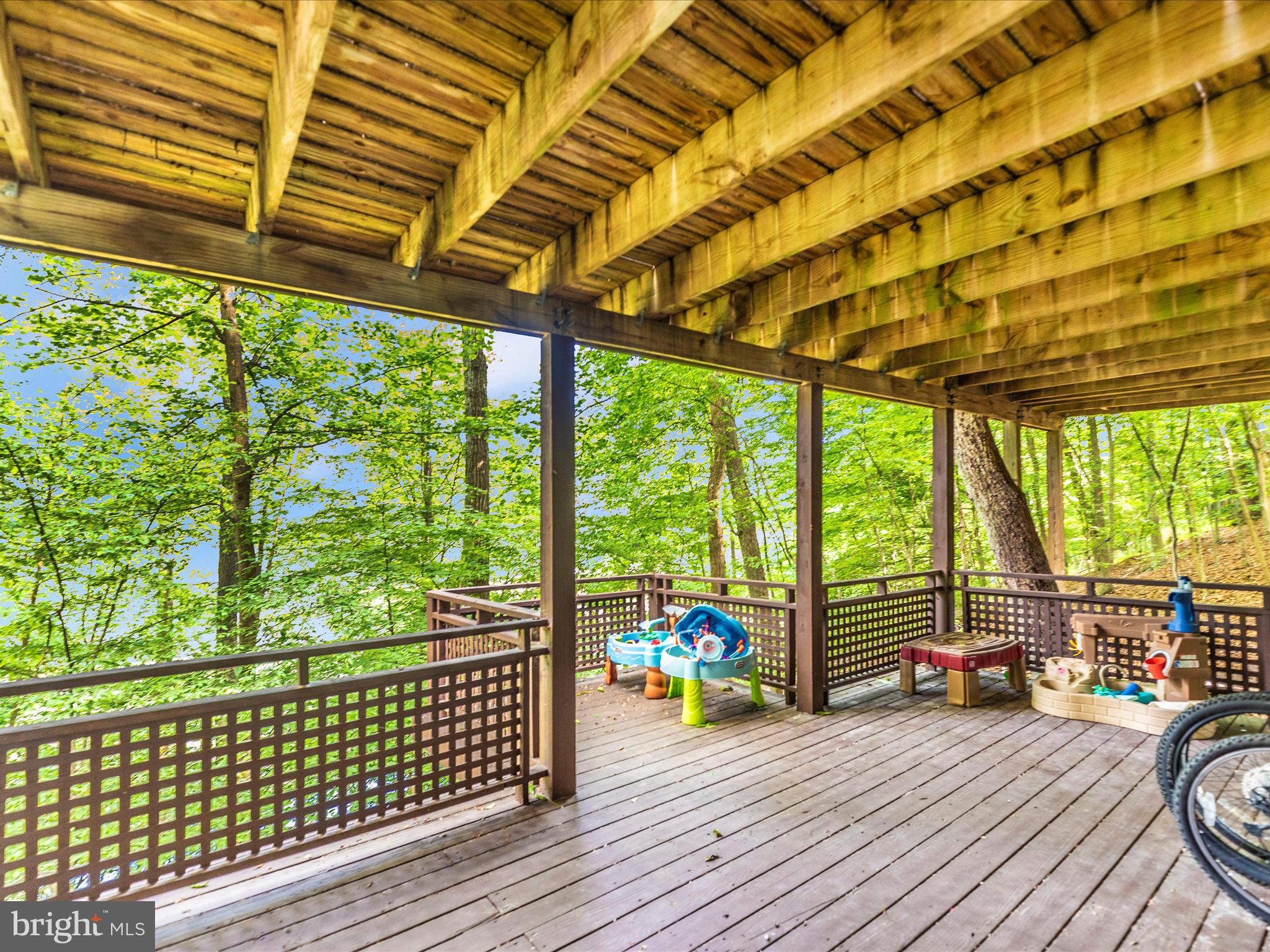 WOODRIDGE AT LAKE LINGANORE - Residential