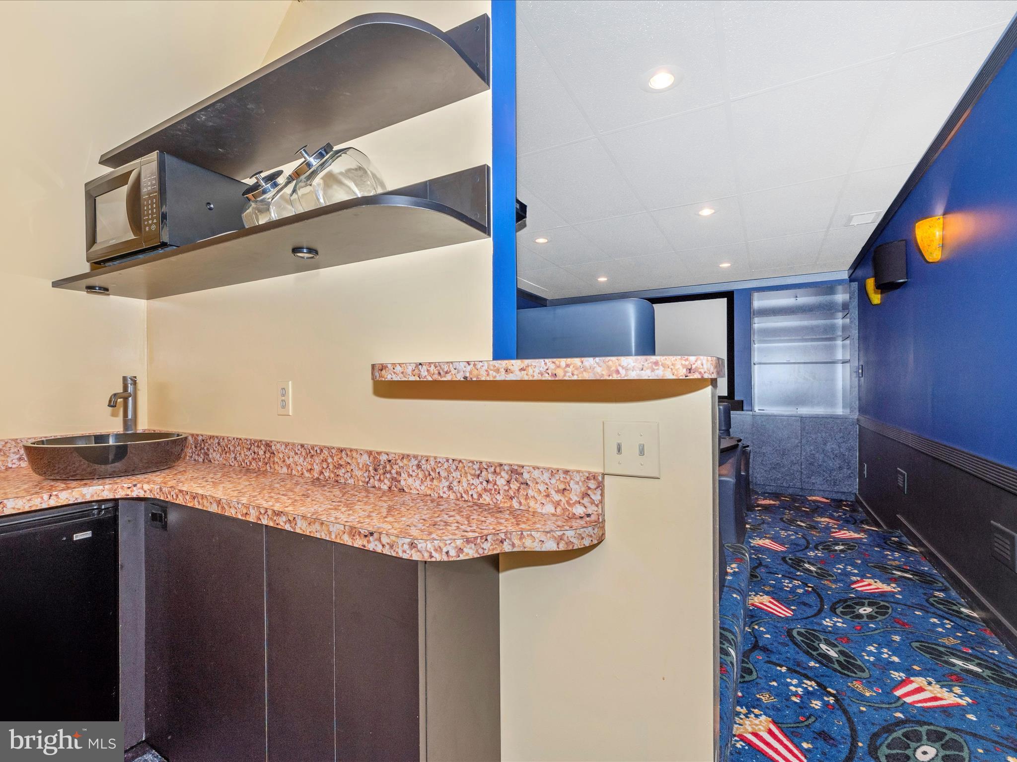 WOODRIDGE AT LAKE LINGANORE - Residential