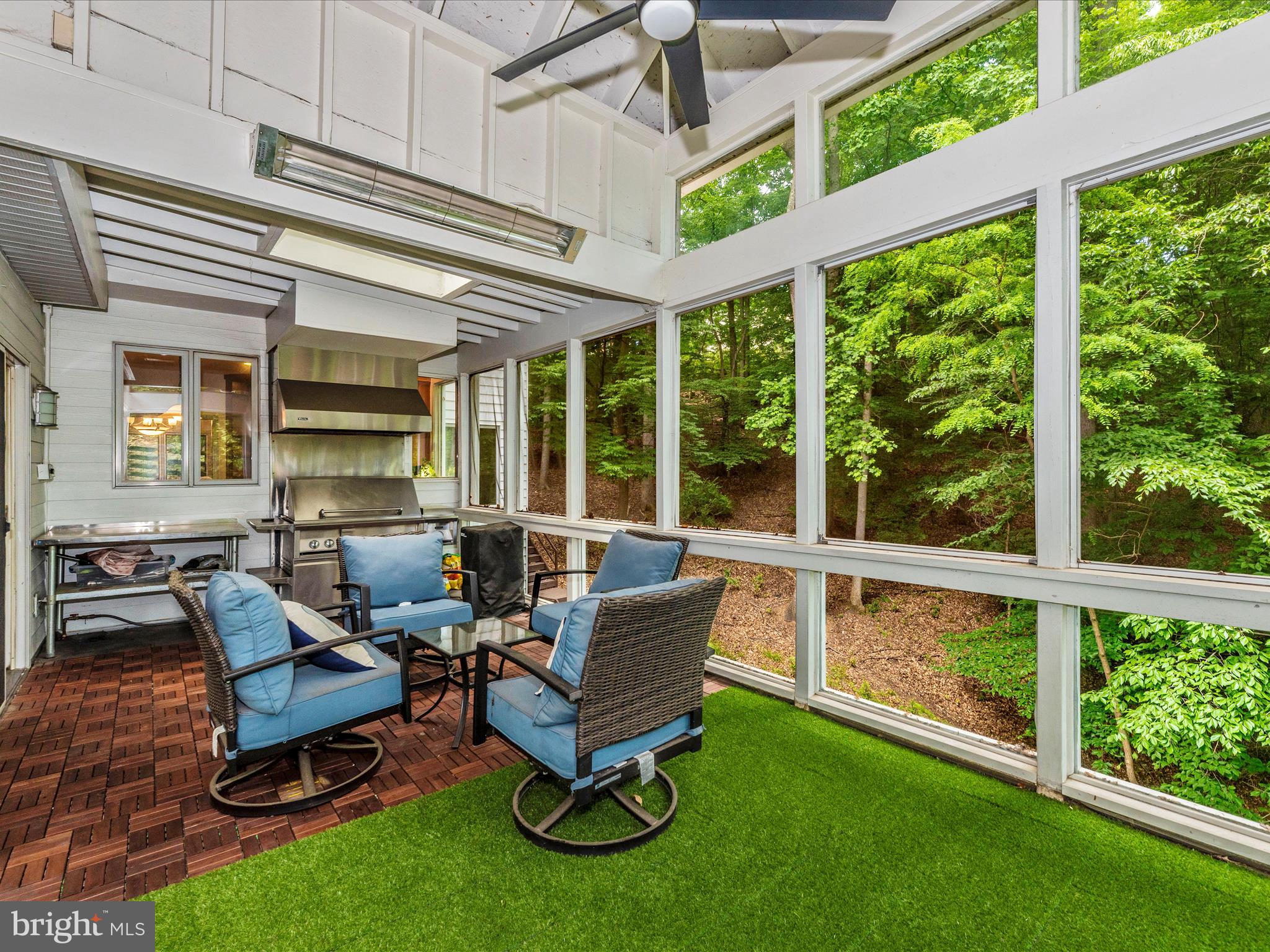 WOODRIDGE AT LAKE LINGANORE - Residential