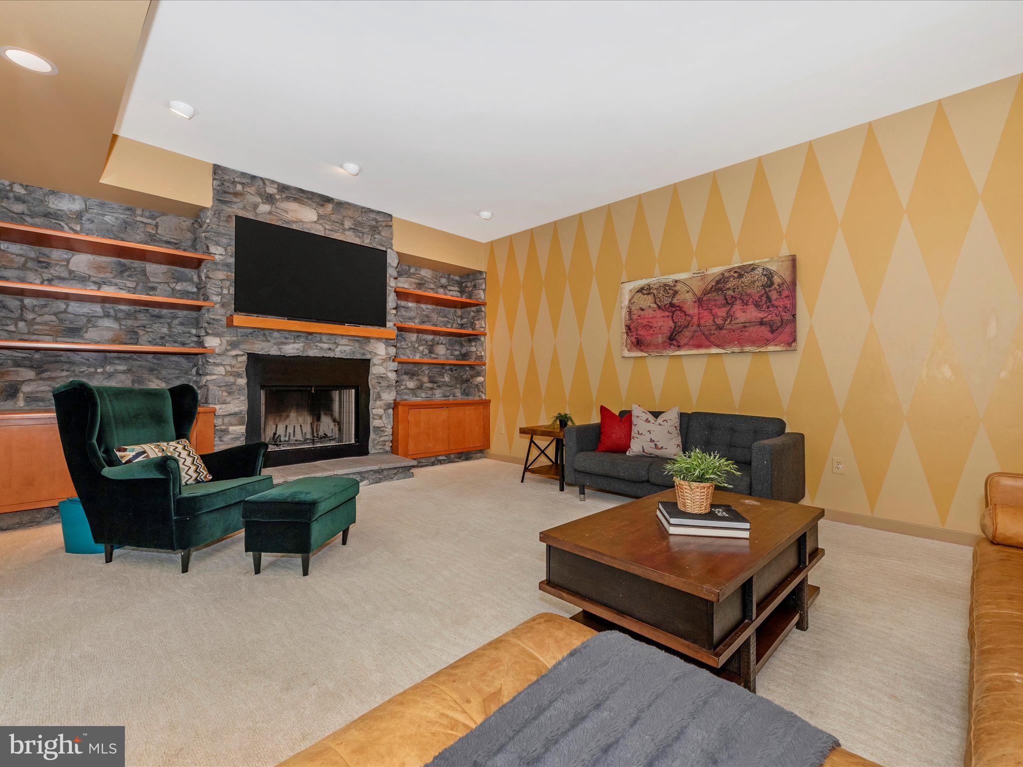 WOODRIDGE AT LAKE LINGANORE - Residential