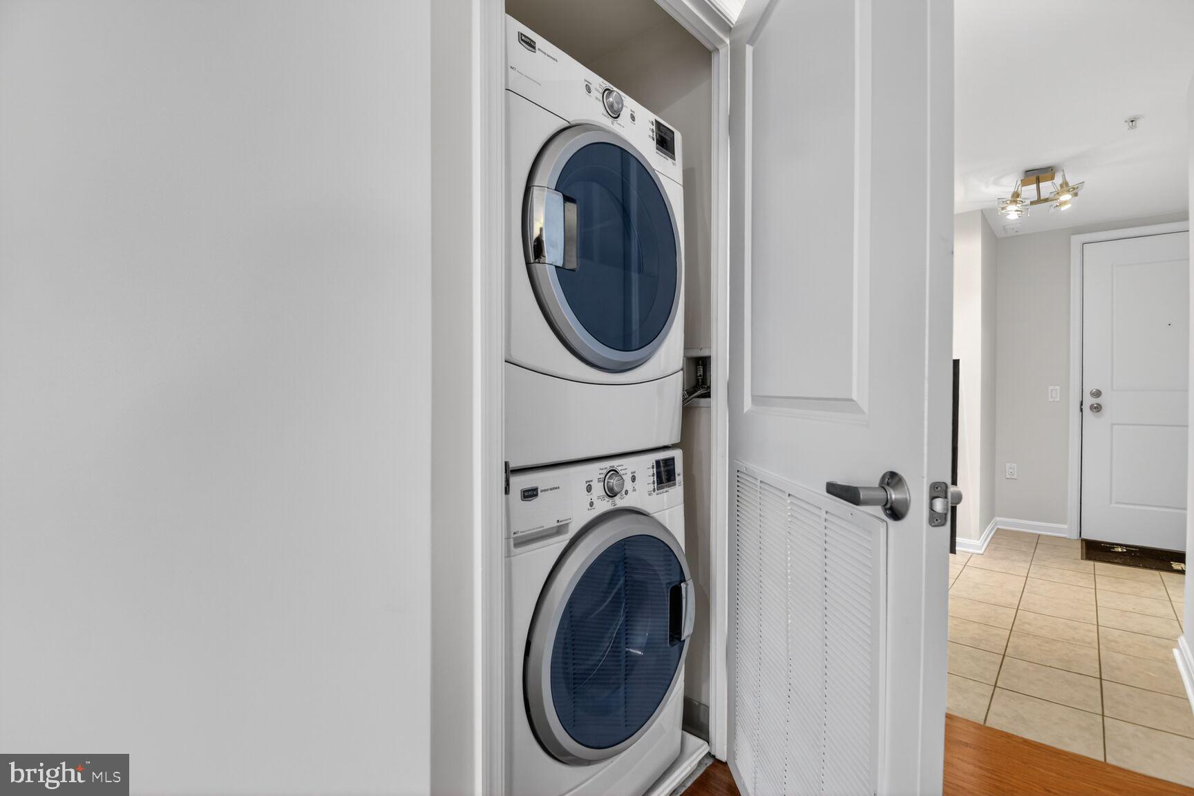 CRESCENT - Residential