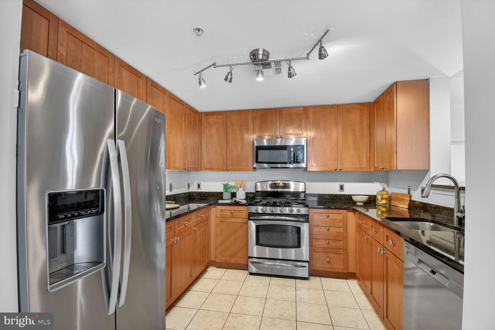 CRESCENT - Residential