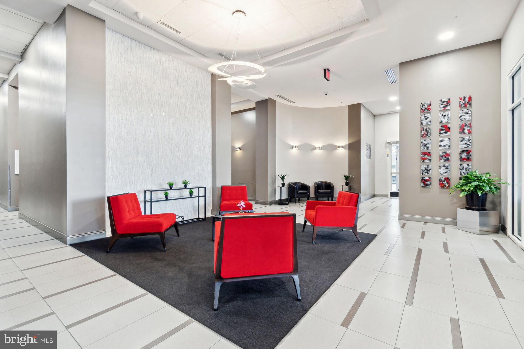 CRESCENT - Residential