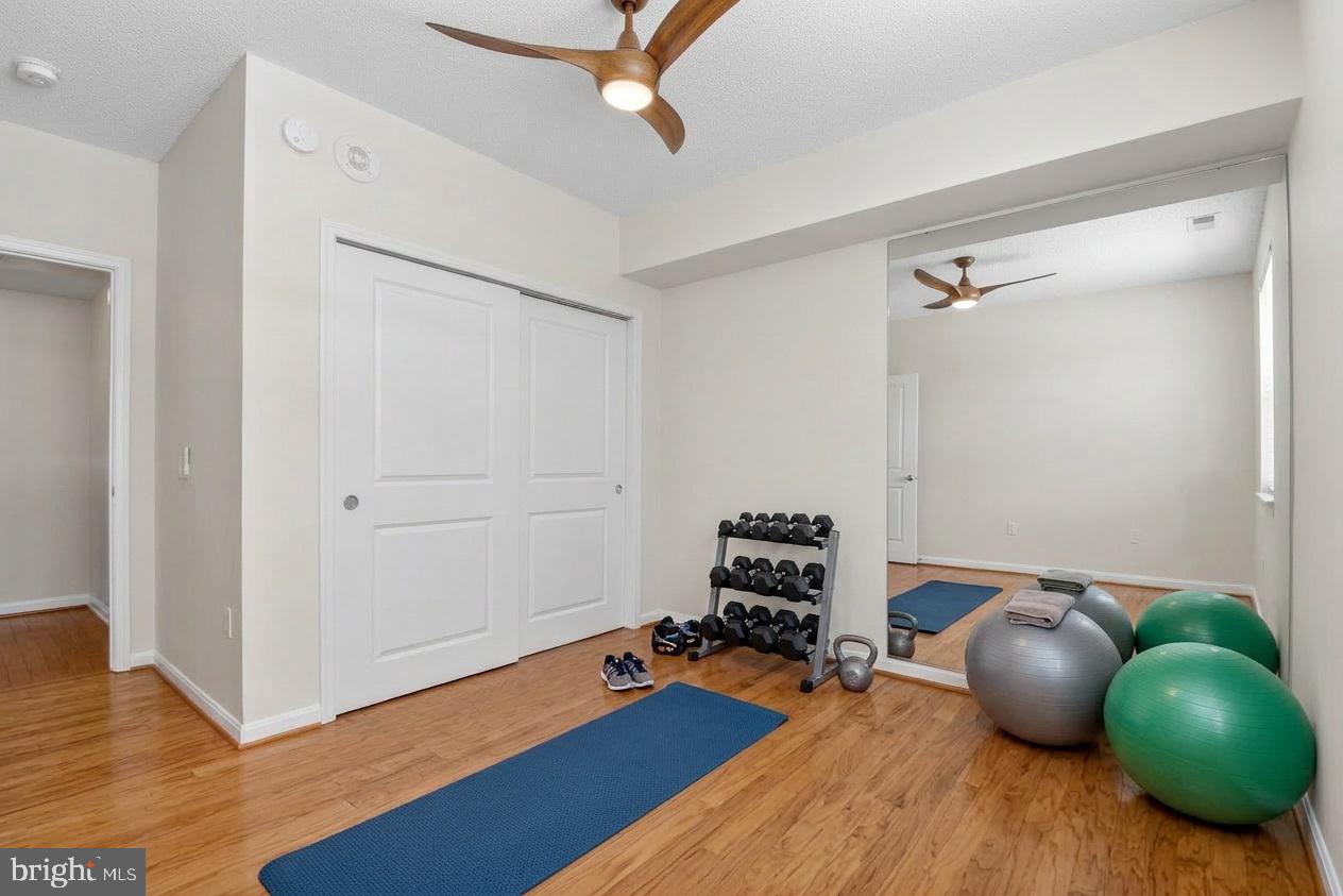 CRESCENT - Residential