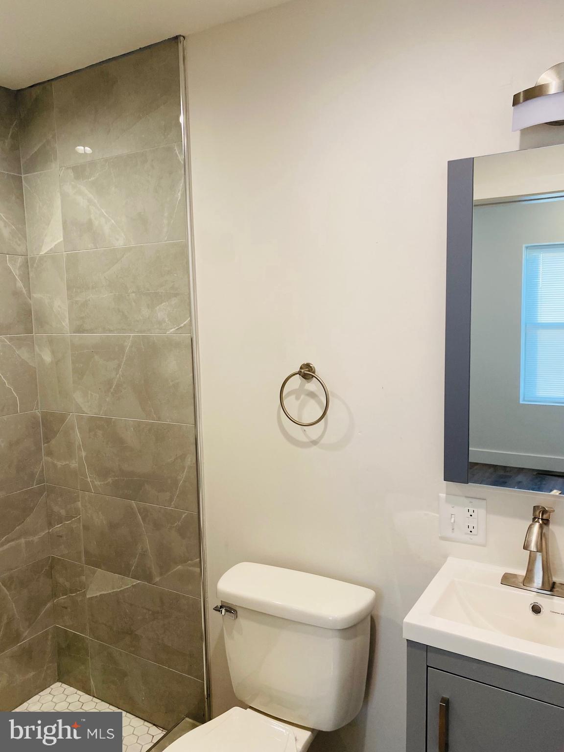 STRAWBERRY MANSION - Residential Lease