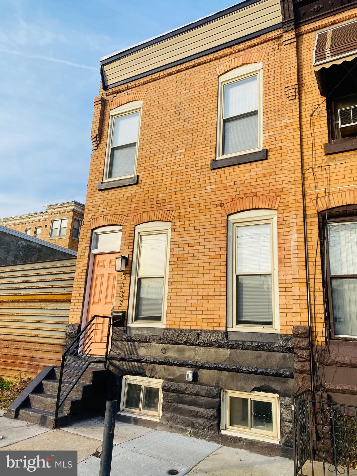 STRAWBERRY MANSION - Residential Lease