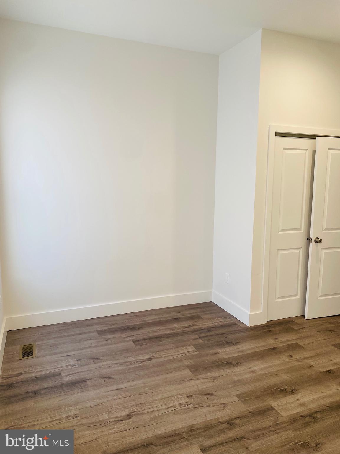 STRAWBERRY MANSION - Residential Lease