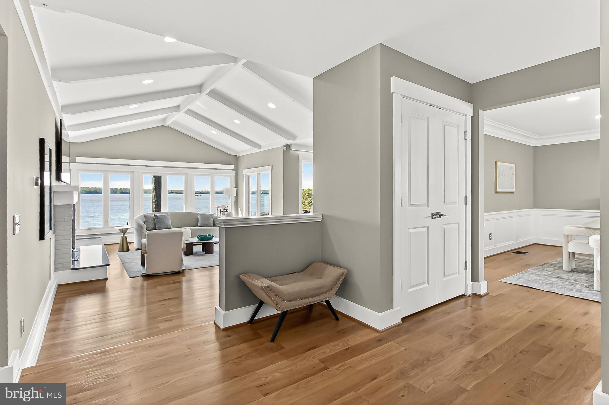 HALLOWING POINT RIVER ESTATES - Residential