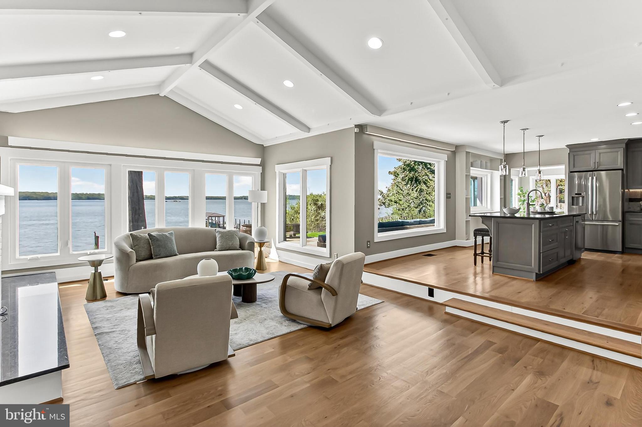 HALLOWING POINT RIVER ESTATES - Residential