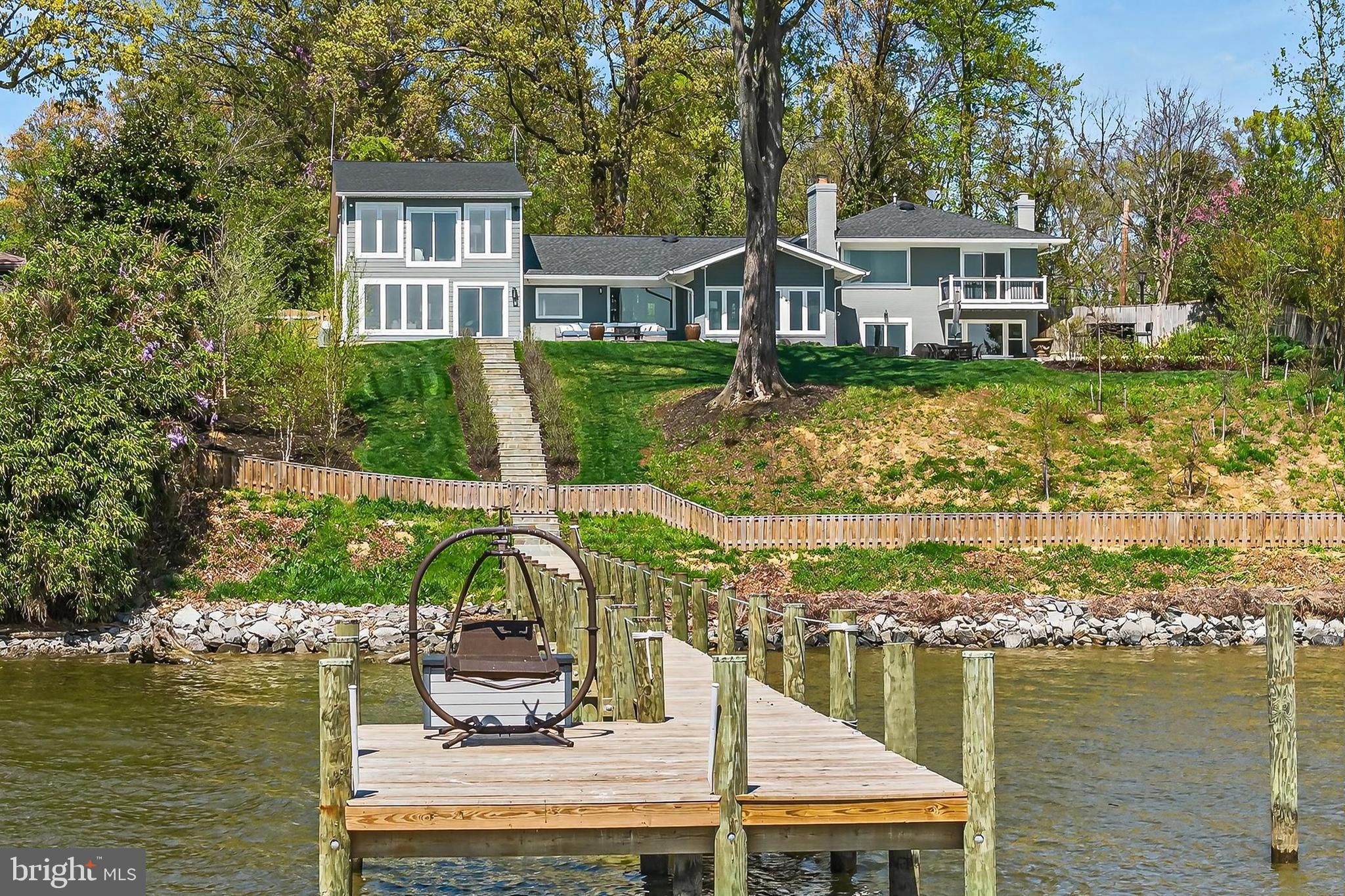 HALLOWING POINT RIVER ESTATES - Residential