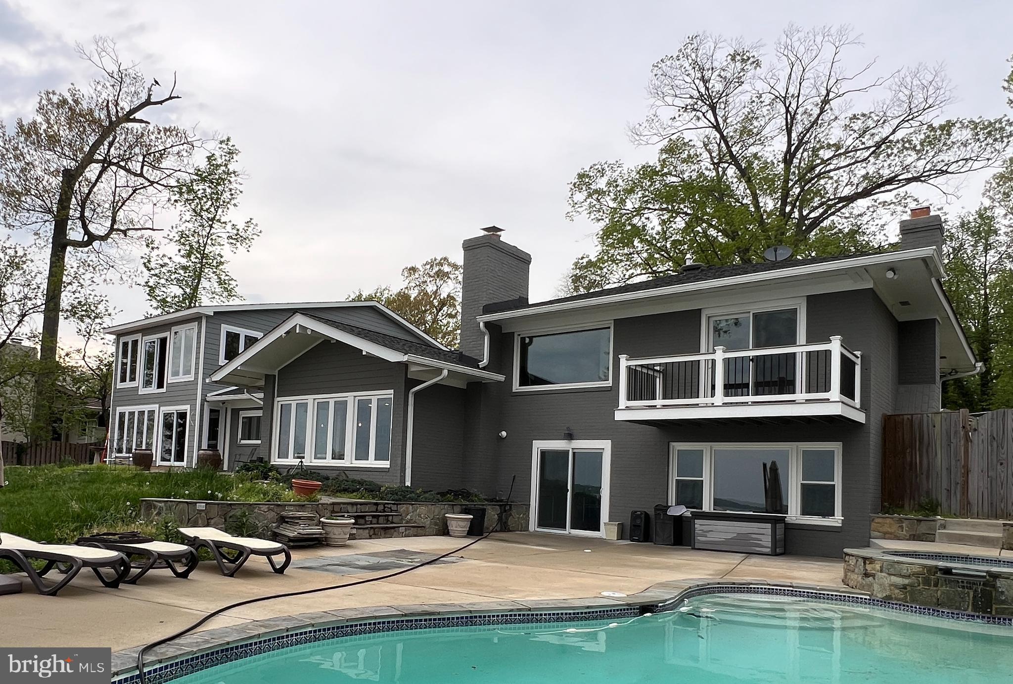 HALLOWING POINT RIVER ESTATES - Residential