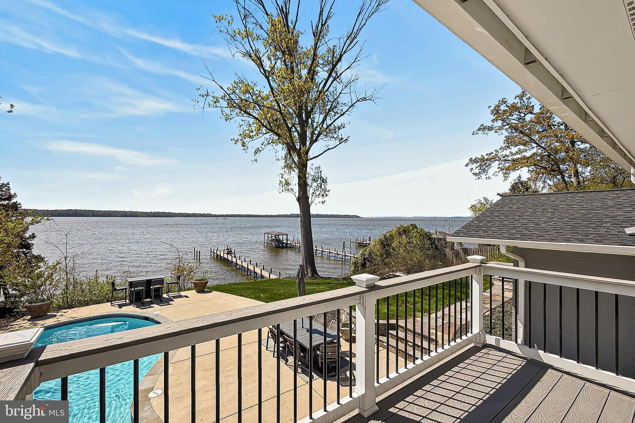 HALLOWING POINT RIVER ESTATES - Residential