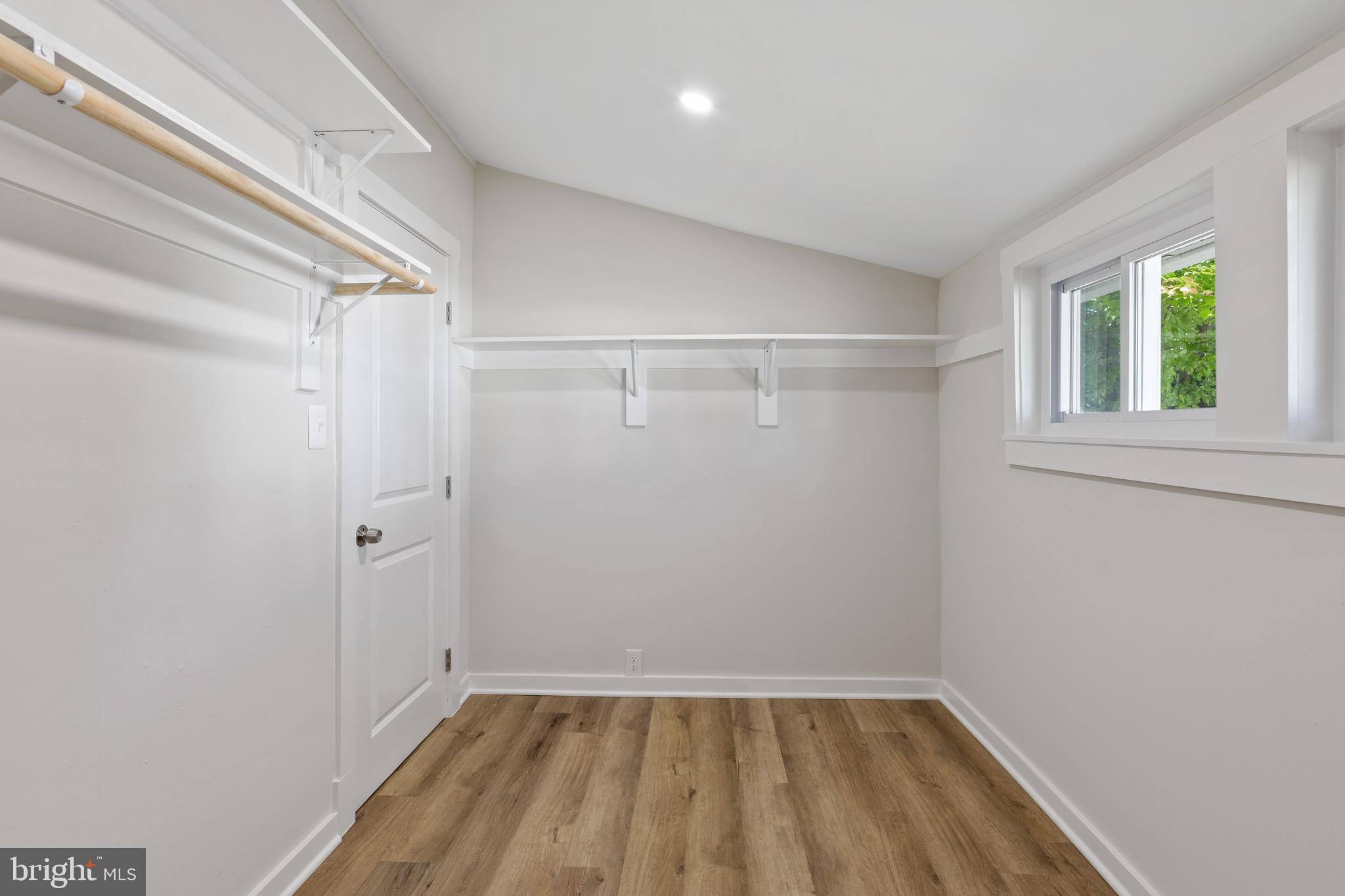 BON AIR - Residential