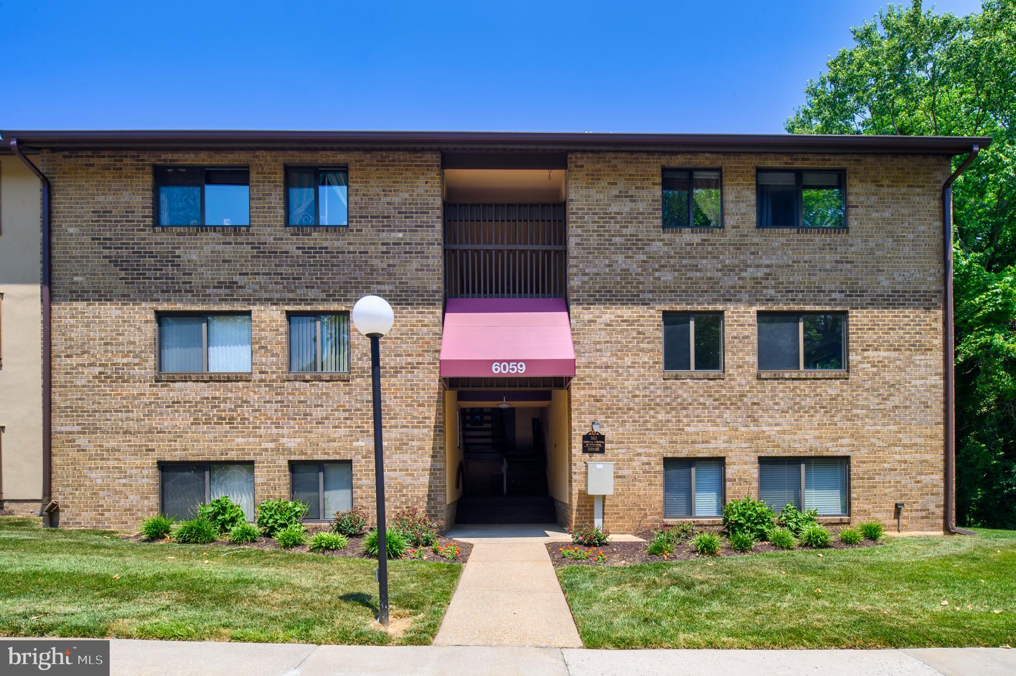 TREOVER CONDOMINIUM - Residential Lease