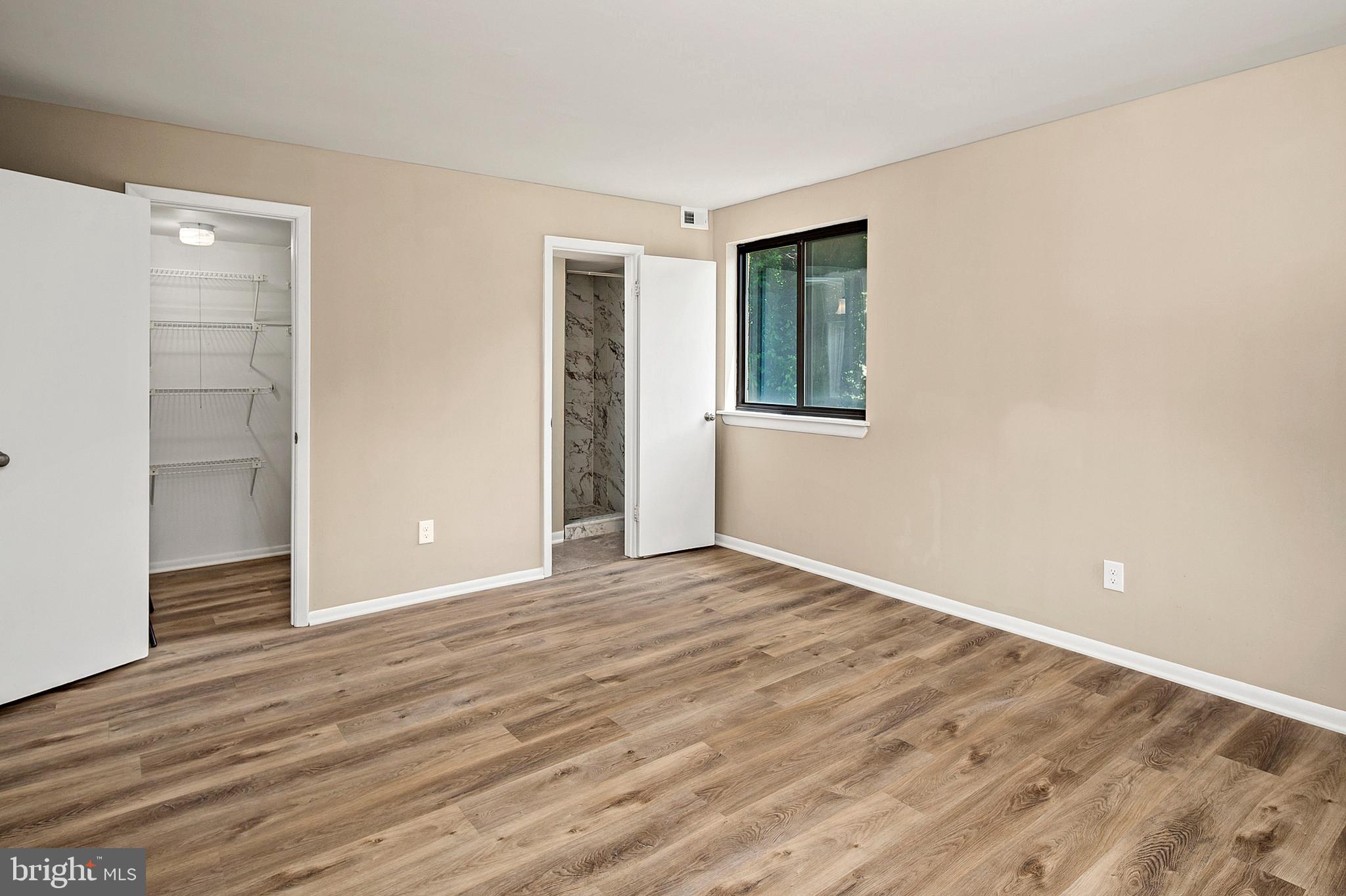 TREOVER CONDOMINIUM - Residential Lease